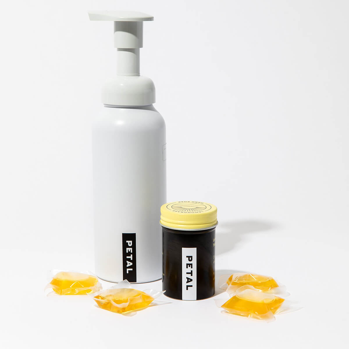 Starter Kit (1 Refillable Bottle + 4 Pod Refills)